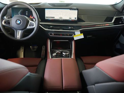 Used 2026 BMW X6 xDrive40i w/ Climate Comfort Package AWD/4WD image 14