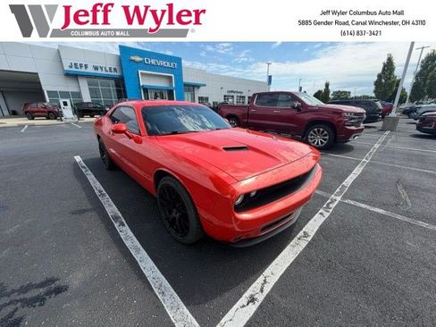 Used 2020 Dodge Challenger SXT w/ Blacktop Package RWD image 1