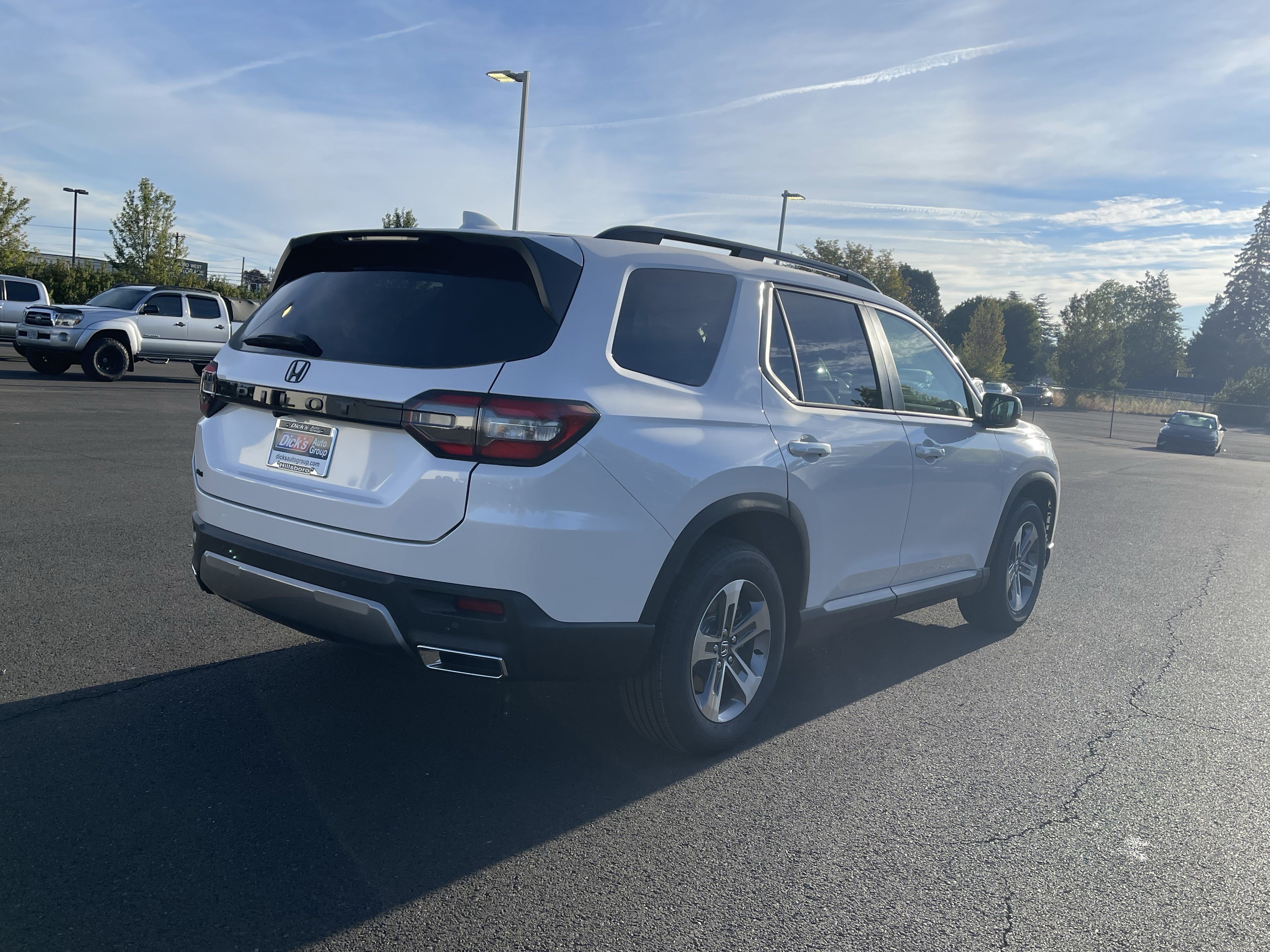 New 2026 Honda Pilot EX-L image 5
