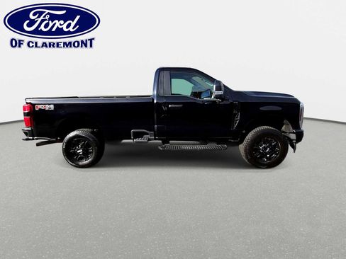 Used 2024 Ford F350 XL w/ STX Appearance Package AWD/4WD image 3