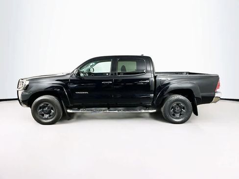 Used 2014 Toyota Tacoma PreRunner w/ SR5 Package RWD image 3