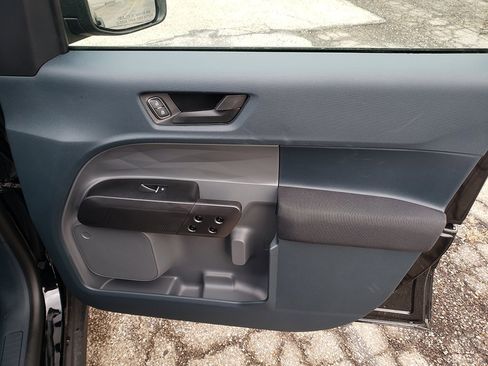 New 2025 Ford Maverick XL image 20