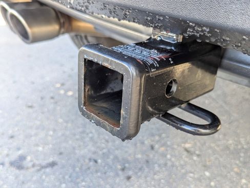 Used 2017 Volkswagen Tiguan S image 29