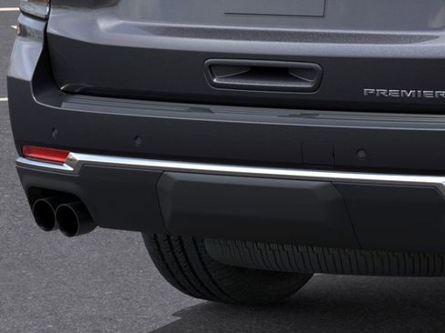 New 2026 Chevrolet Suburban Premier image 14