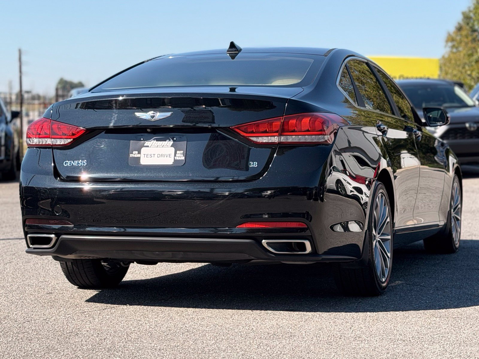 Used 2018 Genesis G80 3.8 RWD image 5
