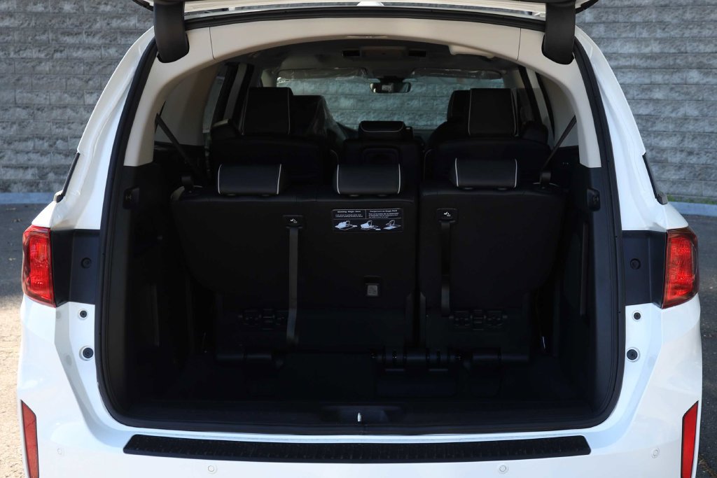 New 2026 Honda Odyssey Touring image 9