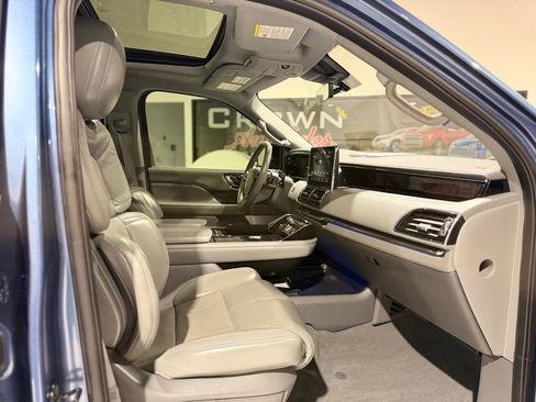 Used 2020 Lincoln Navigator Reserve w/ Luxury Package AWD/4WD image 14