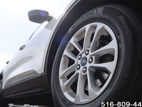 Used 2022 Ford Escape SE w/ Convenience Package AWD/4WD image 11