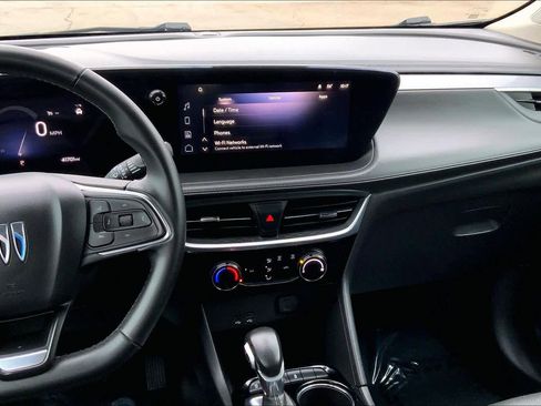 Used 2024 Buick Encore GX Sport Touring image 7