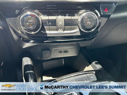 New 2026 Chevrolet Trax LT w/ LPO, Blackout Package FWD image 14