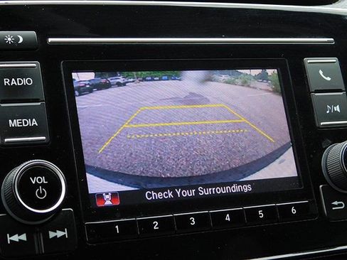 Used 2018 Honda CR-V LX image 17