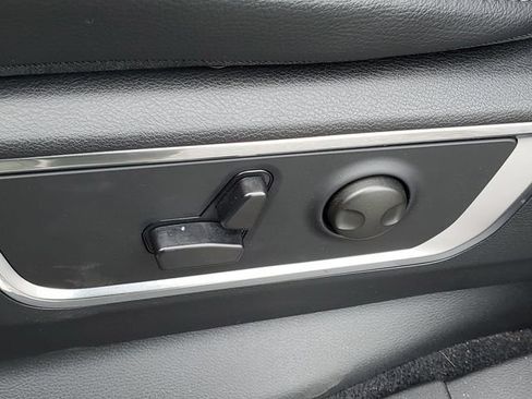 Used 2026 RAM 1500 Laramie w/ Night Edition AWD/4WD image 7
