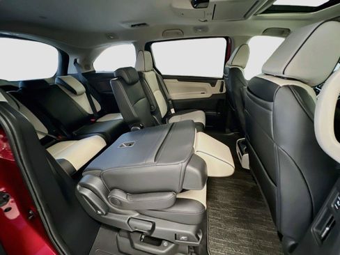 New 2027 Honda Odyssey Elite image 28