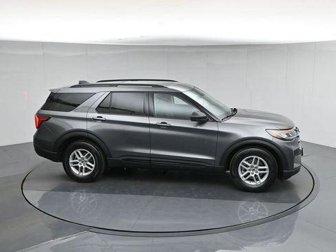 New 2026 Ford Explorer Active RWD image 53