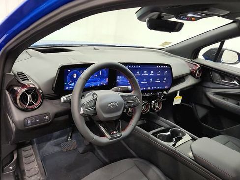 New 2025 Chevrolet Blazer EV RS image 18