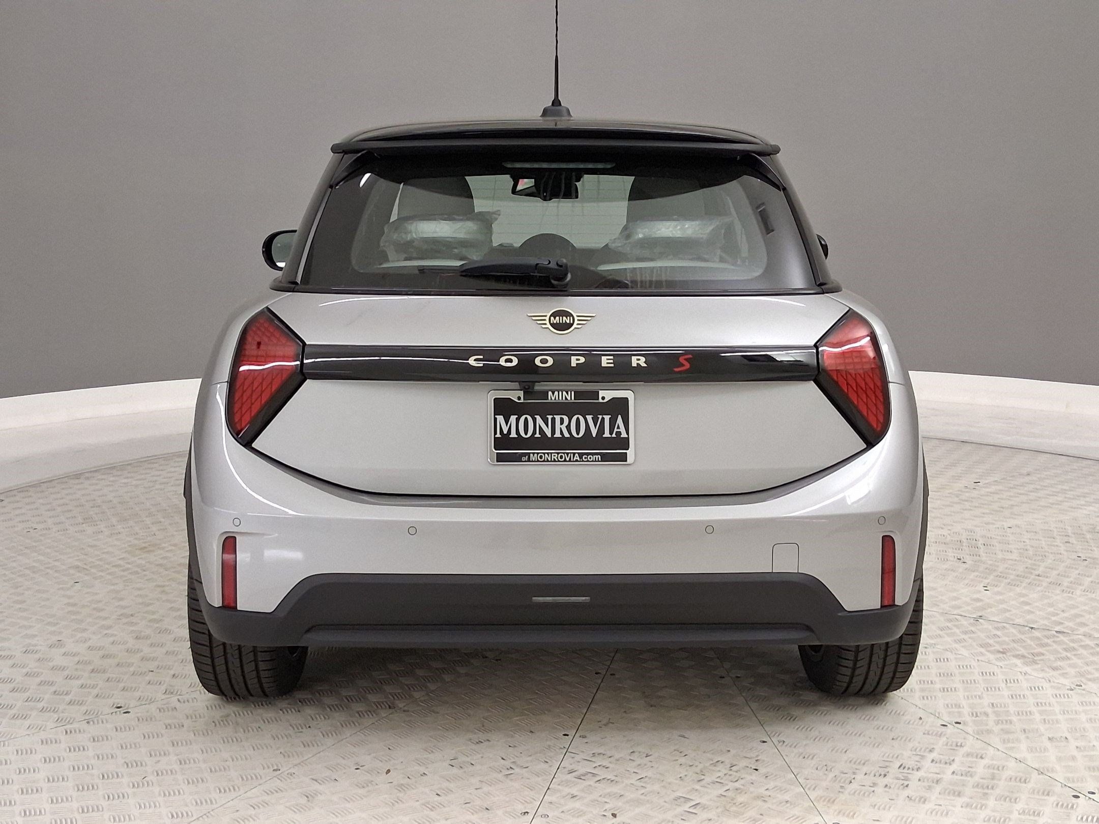New 2026 MINI Cooper S FWD image 8