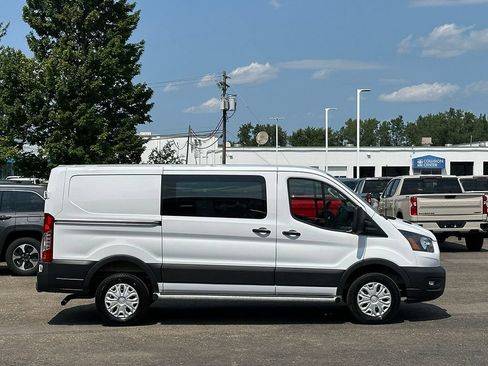 Used 2025 Ford Transit 250 Low Roof w/ Exterior Upgrade Package RWD image 13