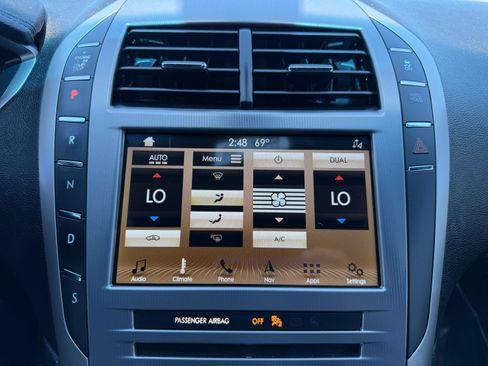 Used 2019 Lincoln MKZ Reserve w/ Reserve Plus Package AWD/4WD image 37