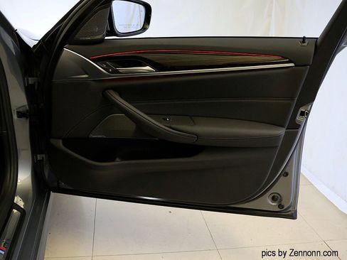 Certified 2023 BMW 540i xDrive w/ M Sport Package image 34