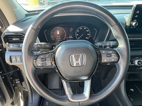 Used 2023 Honda Pilot EX-L image 13