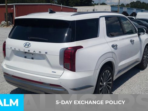 Used 2024 Hyundai Palisade Calligraphy AWD/4WD image 3