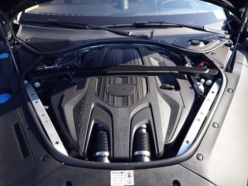 Certified 2023 Porsche Panamera image 26