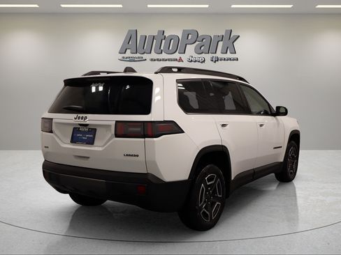 New 2026 Jeep Cherokee Laredo AWD/4WD image 9