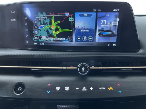 Certified 2024 Nissan Ariya AWD image 18