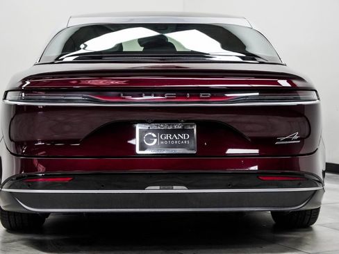 Used 2025 Lucid Air Touring AWD/4WD image 9
