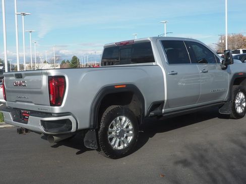 Used 2023 GMC Sierra 3500 Denali w/ Denali Ultimate Package image 5