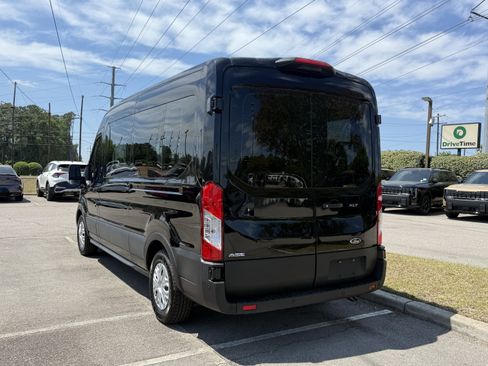 Used 2023 Ford Transit 350 XLT image 4