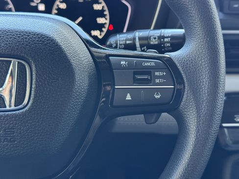 Used 2024 Honda Pilot LX image 35