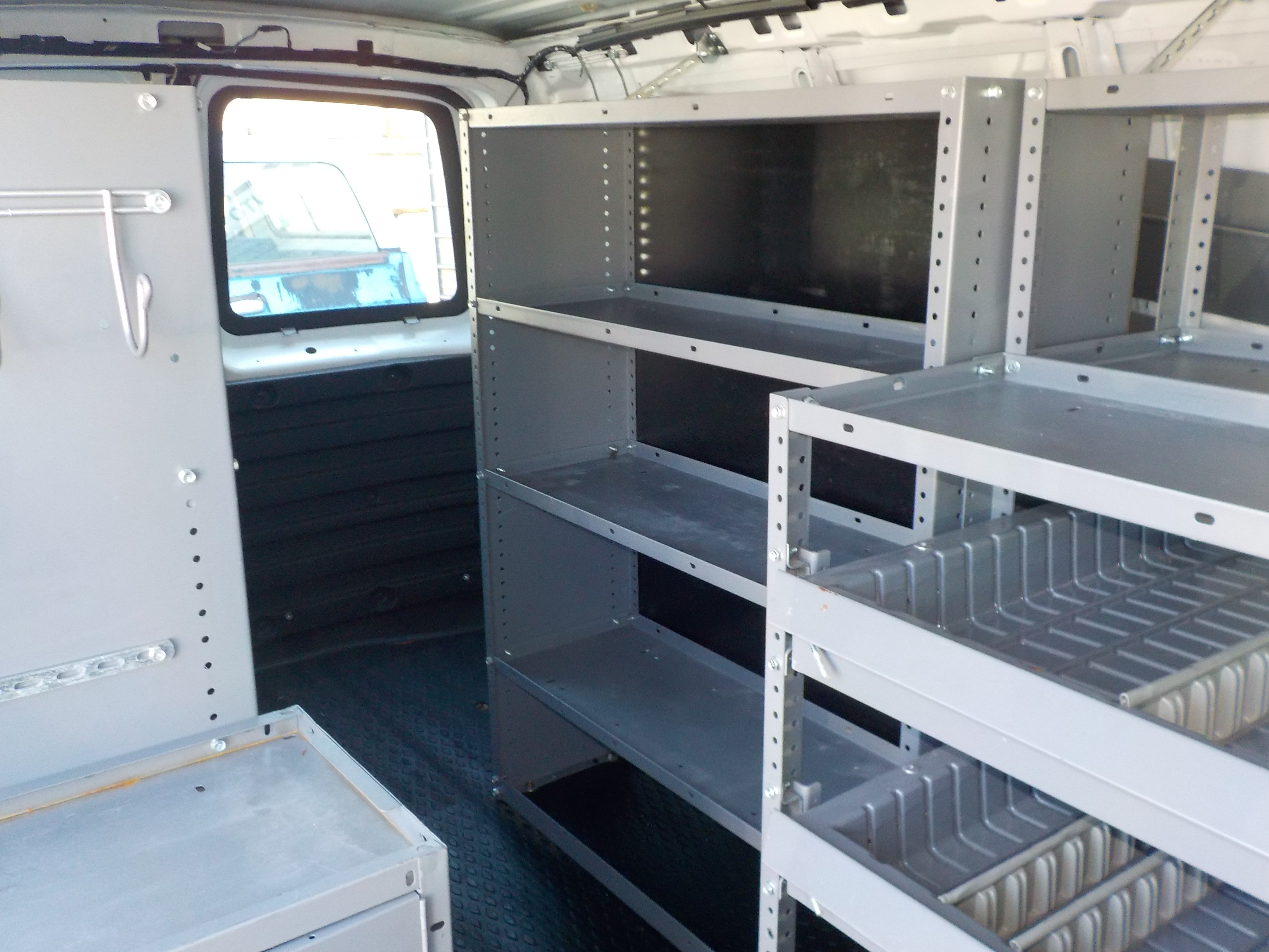 Used 2016 Chevrolet Express 2500 w/ Cold Climate Package RWD image 21