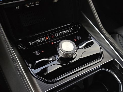 New 2026 Jeep Grand Wagoneer Summit image 23