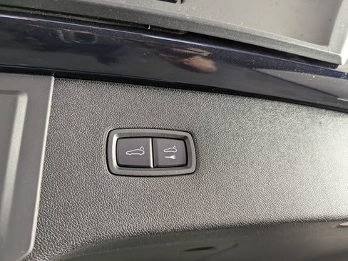 New 2026 Porsche Cayenne AWD/4WD image 18