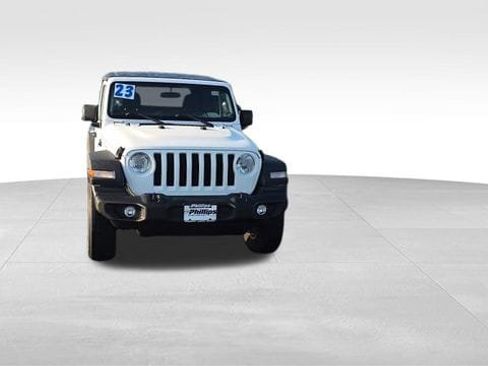 Used 2023 Jeep Wrangler Sport AWD/4WD image 11