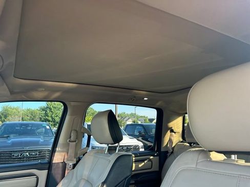 Used 2019 RAM 1500 Limited AWD/4WD image 12