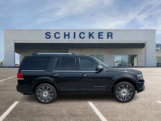 Used 2015 Lincoln Navigator 4WD video 2