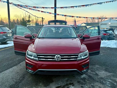 Used 2018 Volkswagen Tiguan SEL image 9