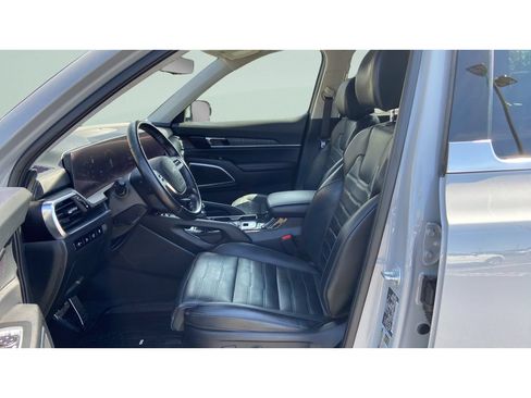 Used 2024 Kia Telluride SX AWD/4WD image 6