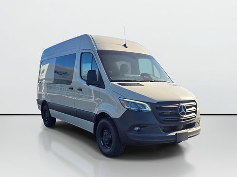 New 2026 Mercedes-Benz Sprinter 2500 image 8
