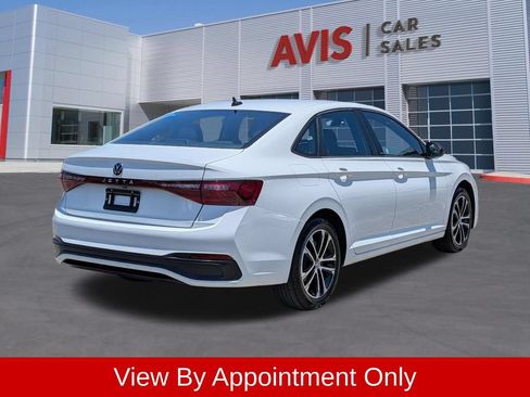 Used 2025 Volkswagen Jetta Sport FWD image 6