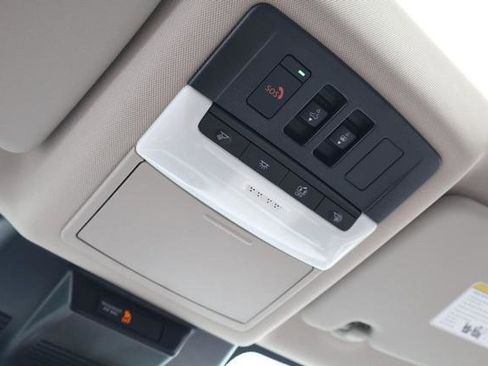 New 2026 Nissan Rogue SV AWD/4WD image 18