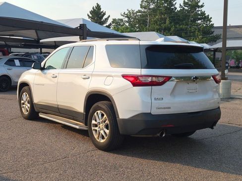 Used 2019 Chevrolet Traverse LT FWD image 7