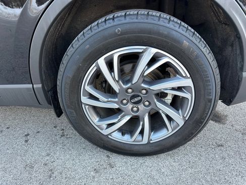 Used 2023 Lincoln Corsair AWD w/ Equipment Group 102A image 13