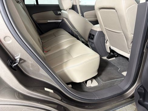 Used 2013 Ford Edge SEL FWD image 15