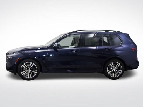 Used 2027 BMW X7 xDrive40i w/ Executive Package AWD/4WD image 2
