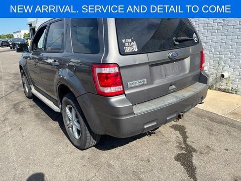 Used 2010 Ford Escape XLT AWD/4WD image 10