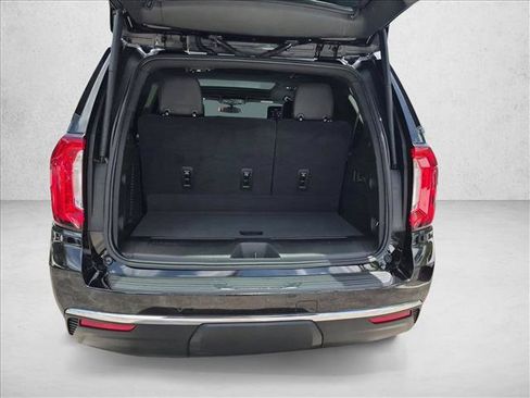 Used 2021 GMC Yukon SLT w/ SLT Luxury Plus Package AWD/4WD image 6
