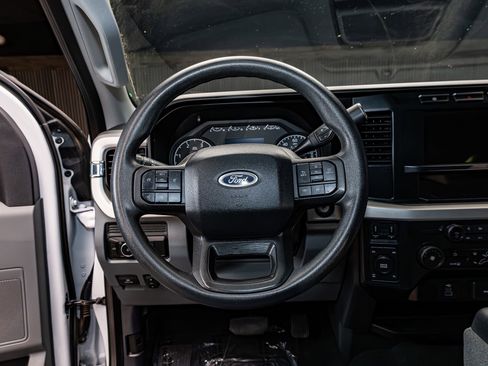 Used 2023 Ford F350 XLT image 13